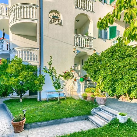 Apartmani Vukicevic ヴォディツェ エクステリア 写真