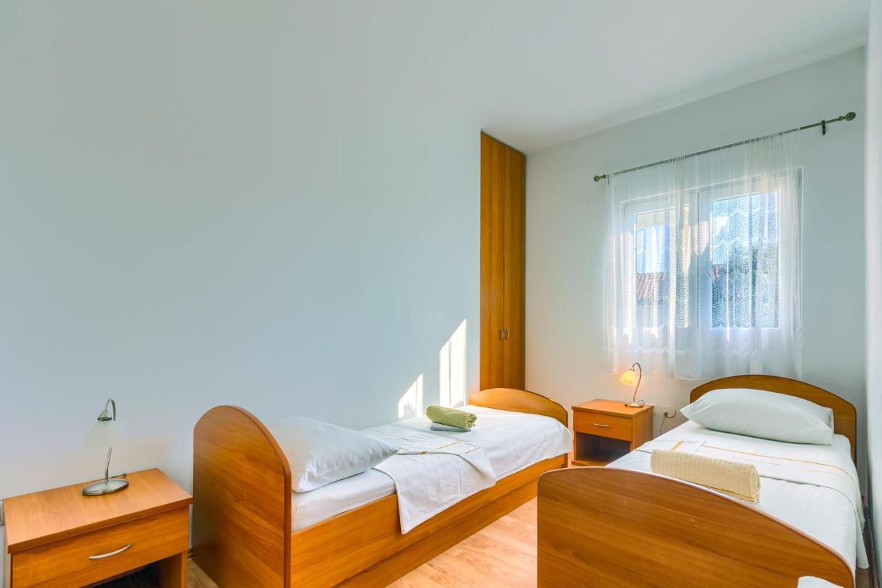 Apartmani Vukicevic ヴォディツェ エクステリア 写真